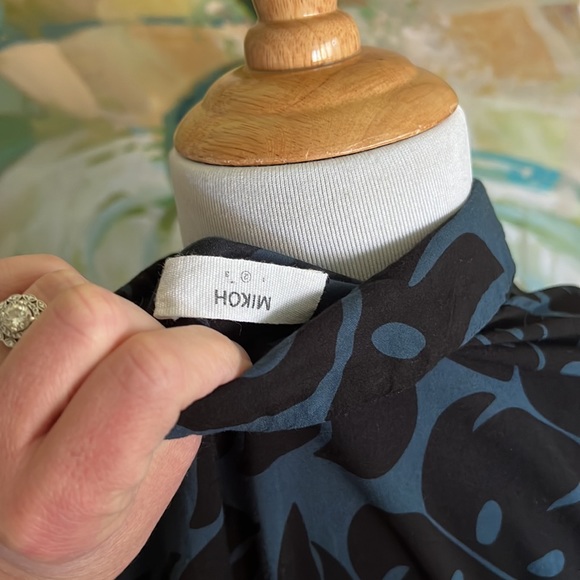 Mikoh Cannes V Neck Tunic or Cover Up size 2 / Medium monstera leaf - Picture 13 of 16